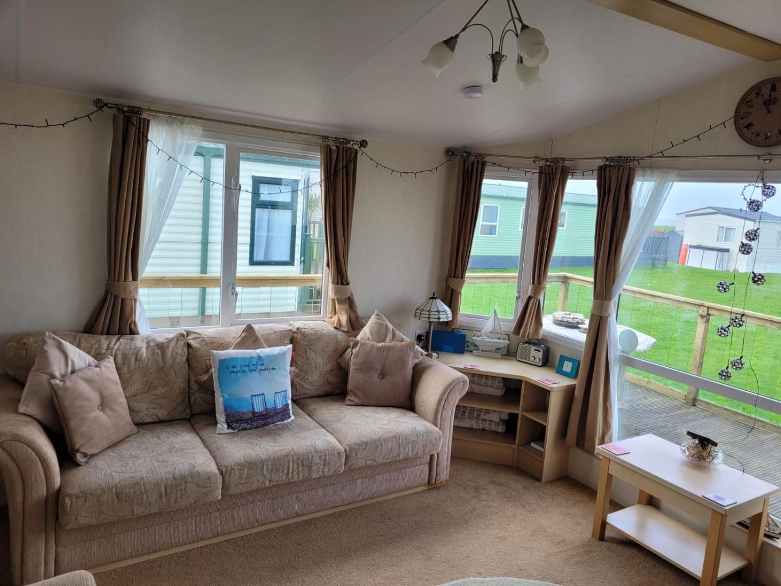 Cosy Caravan Sunbeach Llwyngwril Exterior photo